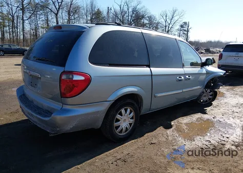 2006 Chrysler Town & Country Touring z USA, uszkodzony, nr VIN 2A4GP54L06R840140